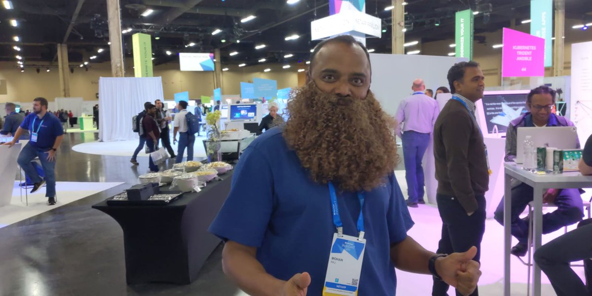 NetAppIT's tweet photo. #beardsofinsight with Mohan at booth 46. Come talk#DevOps with @NetAppIT during tonight's reception! https://t.co/uNt7vA5lhJ