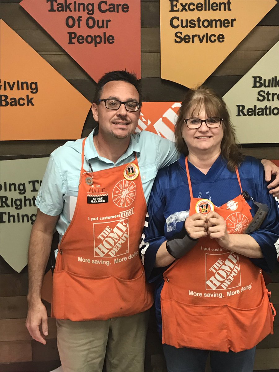 Congratulations Barb Wood 17 years you ROCK!!!! #D250 <a href="/jody_delicato/">Jody Delicato</a> <a href="/Matthew10903420/">Matthew Walker</a> <a href="/joethd/">Joe Mitchell</a> <a href="/DebraBakerHD/">Debra Baker-Murph</a> <a href="/RobD250/">Rob Dyer</a>