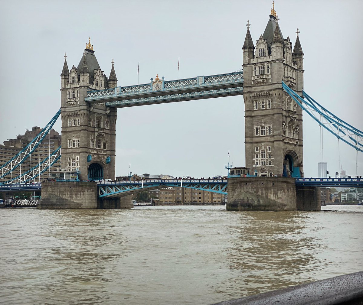 wanderingexp's tweet photo. It’s only a week that I’ve been home, but I’m sitting here wanting to go back to the UK. All the history there is amazing
#London #UnitedKingdom #UK #TowerBridge #WanderingExplorer #Wander #Explore #Blogger #TeSoTravel https://t.co/yF5YC9eUfY