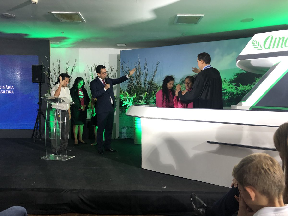 prjoaopeixoto's tweet photo. Batismo marca início da Assembleia Quinquenal da União Noroeste Brasileira https://t.co/dG0PmAevow