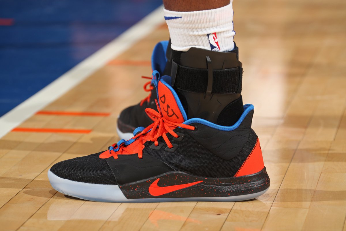 mitchell robinson shoes