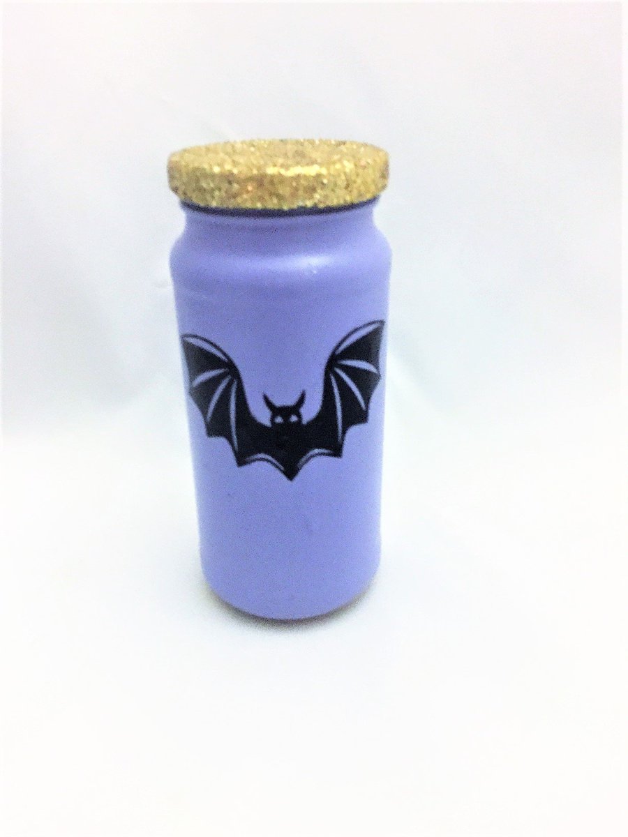 Krafty Mckrafterson On Twitter Bat Desk Decor Horror Home Decor Gothic Bathroom Decor Gothic Kitchen Kitchen Storage And Organization Halloween Decor Vampire Bat Https T Co Gyn1otbe8m Christmasgifts Etsyholiday Blackfridaysale