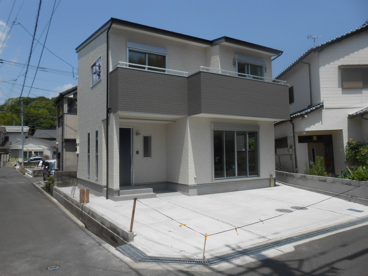 都計ハウジング Pa Twitter 新築住宅 弊社売主 価格 2740万円 税込 所在地 高知市旭天神町 土地面積 129 49 約39 17坪 建物面積 94 62 28 62坪 南西角地で日当たり良好 新築 高知 不動産 建売 売主 都計ハウジング Pa Twitter 新築住宅 弊社売主 価格 2740万円 税込 所在地 高知市旭天神町 土地面積 129 49 約39 17坪 建物面積 94 62 28 62坪 南西角地で日当たり良好 新築 高知 不動産 建売 売主