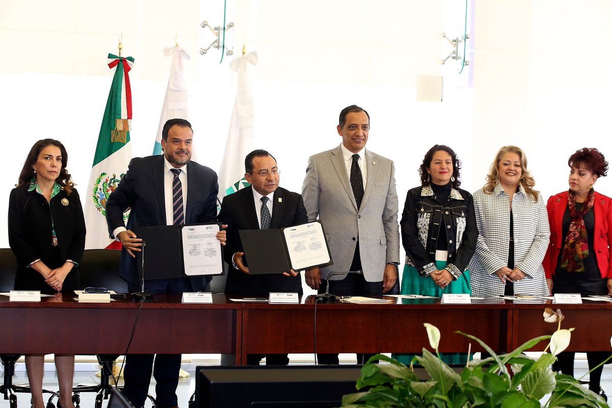 MaricarmenNava's tweet image. Lo que impulsamos durante años en sociedad civil, ahora dentro de esta trinchera como organismo garante, se materializó en Convenio @InfoCdMex y @PJCDMX en materia de #JusticiaAbierta

Con integrantes de #LoJustoEsQueSepas hicimos mesa de #EspaciosAbiertos
mariadelcarmennavapolina.mx/1-espacios-abi…