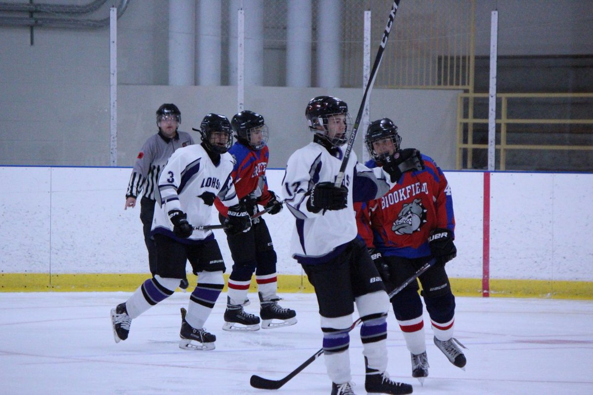 ldhmrlind's tweet photo. Big win for Boys' Hockey today vs Brookfield! Record now at 2-1 with an away game vs St Pat's on Thursday. @ldhathletics https://t.co/aYefKrkSty