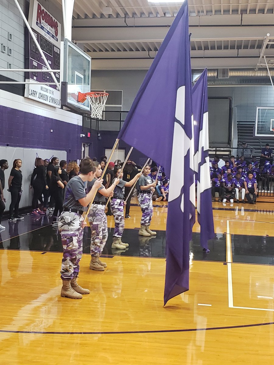 mitchairborne's tweet photo. Humble High School JROTC Cadets Spirit Team  performance during our Pep Rally after school today. Wildcat Spirit was very high in the house. Great Job Team!!#WildcatPride #ElevatetoExcellence https://t.co/Dg1a16DfFR