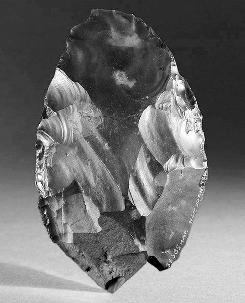 GRC_Health's tweet image. #HappisburghHandAxe:  Just by the design of the groves you intuitively know where the fingers fit around it and where the thumb is supposed to go: a natural, comfortable fit. It has #NoUserGuide, #NoInstructions for use.  #HealthDevices #UsabilityTesting
grc-health.com/grc-blog/prehi…