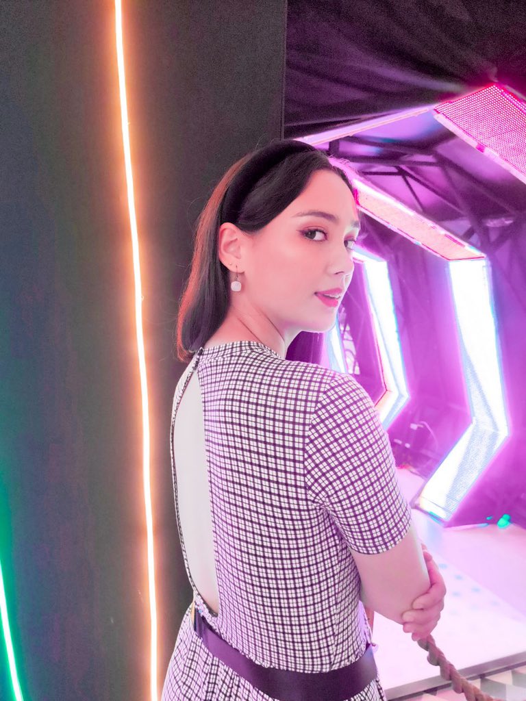 aryannaepperson's tweet photo. Meet the newest hangout place in NoMa: #AssemblyGroundsAtTheRise ✨ It's a hip community hub with over 50 stores and restos! Drop by if you need a quick pamper sesh, a bite to eat with friends, or if you wanna take some IG-worthy shots. 💕 #DelightInTheUnexpected https://t.co/tX1DDgcVkg