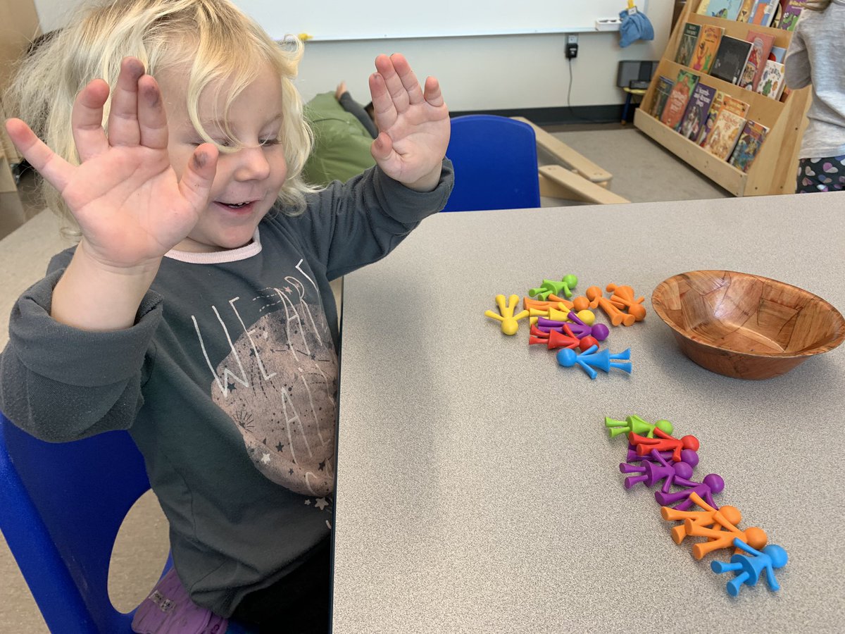 kfidelack's tweet photo. Pre-K students have been exploring sorting in various ways. Look how proud they are of their accomplishments! #sorting #HBCSpride #NESD https://t.co/hpyLKYlDhR