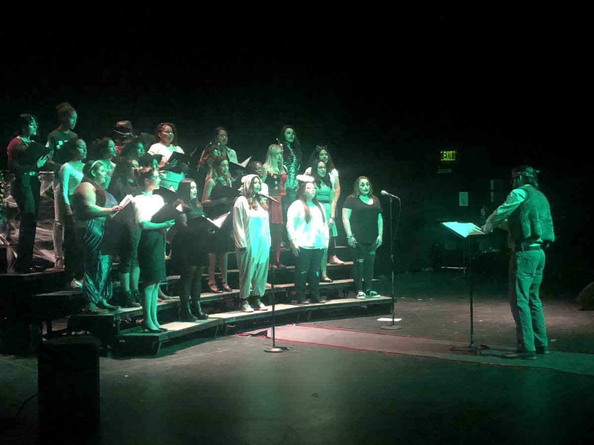 SanJacintoHS's tweet photo. The 1st Annual Halloween Choir and Band concert at SJHS showcased great collaboration and scary good talent! Great job @SjhsChoi @SJHSFineArts! https://t.co/CT2GkTKnB0