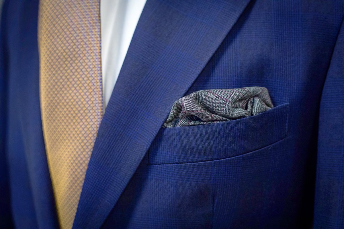 bunburysuits's tweet photo. Accessorize with some contrast and bring a fresh look to suits you already own! Set up a wardrobe consultation with the Bunbury team today and we will help you revamp without breaking the bank 💰⚜️ #Mensfashion https://t.co/2unpUx7rG9