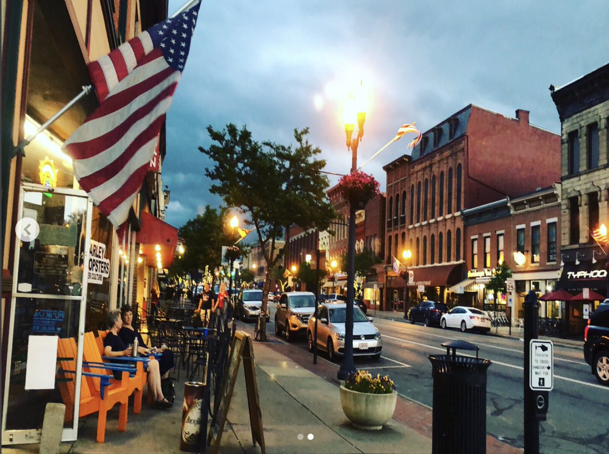 DelawareKyle's tweet photo. Thank you @KennyMcDon for the update on @CBUSRegion and One Columbus at tonight’s @Delaware_Ohio Council Meeting. A ton momentum, but a lot of work yet to be done. Proud to be a valued partner #economicdevelopment #prosperity #columbusway https://t.co/awq77IpDlC