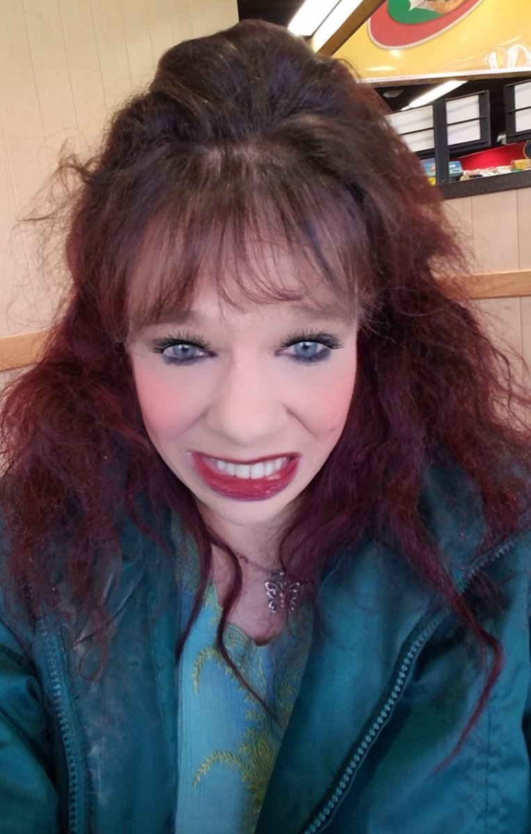 CyndiLuvsGod's tweet image. 