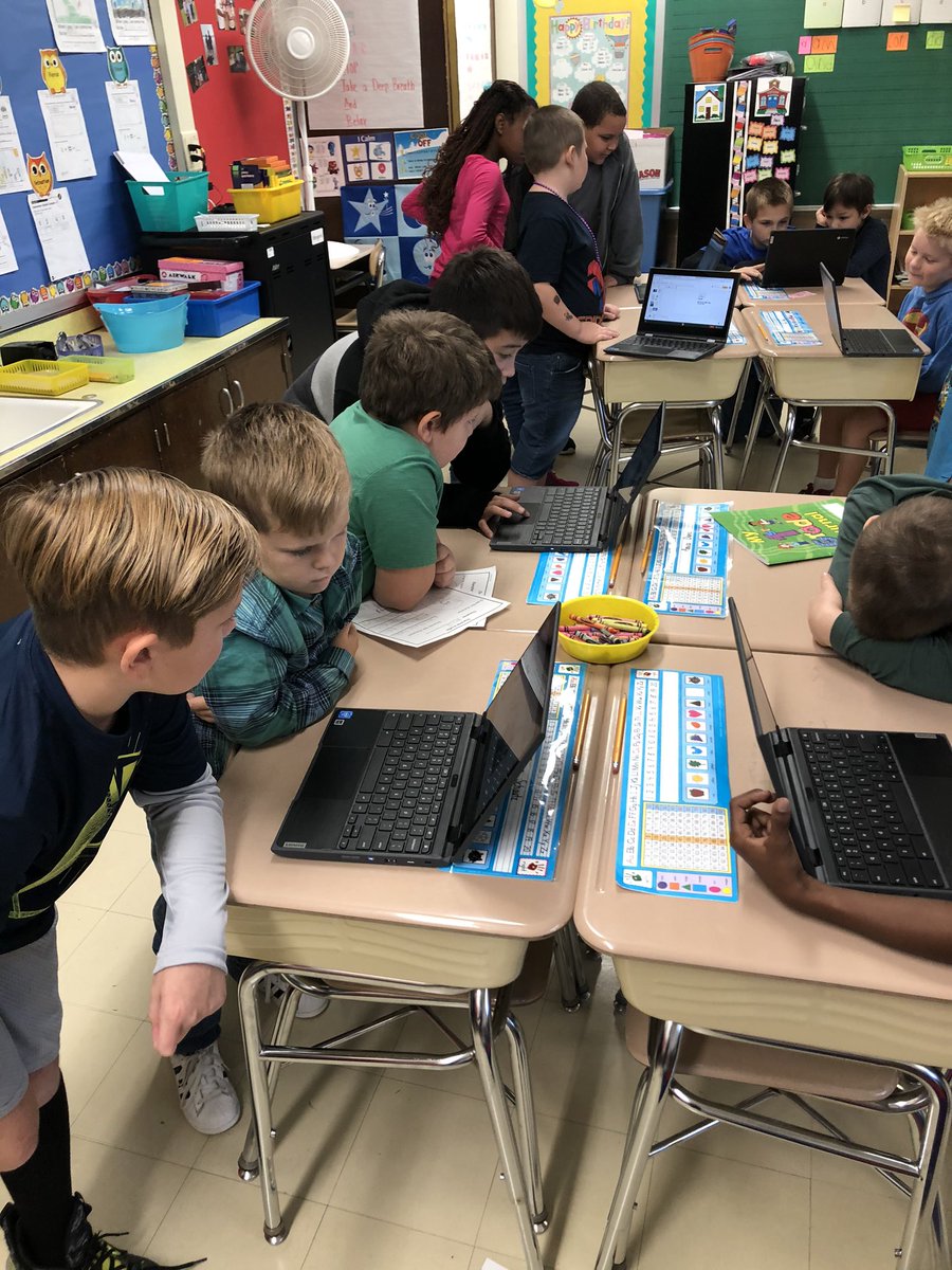 msentwistleBCPS's tweet photo. We took a quick trip to 1st grade today to share our books that we wrote pretending to be a memorable person! Favorite comment was “I didn’t realize how fun it would be to read to the younger kids, AND we were the authors!” @SenecaElem https://t.co/mCpaCIbHvI