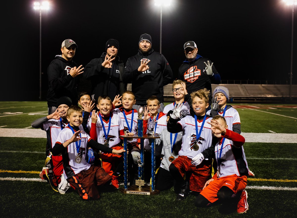 McAndrewsJeremy's tweet photo. @MillardUnited gotta love those 3X platinum bracket champs. What a year. Them boys worked hard. #PicOfTheWeekend #FALCONS #5grade https://t.co/2fAbSnPO2z