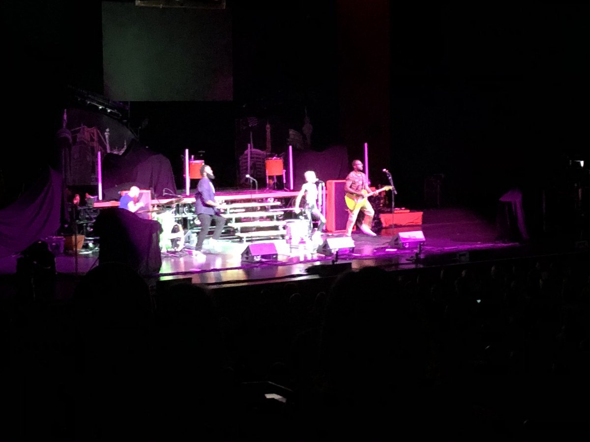 Feeling some kind of strange love after hearing the <a href="/DARENOTS/">DARENOTS</a> tn 👀🖤