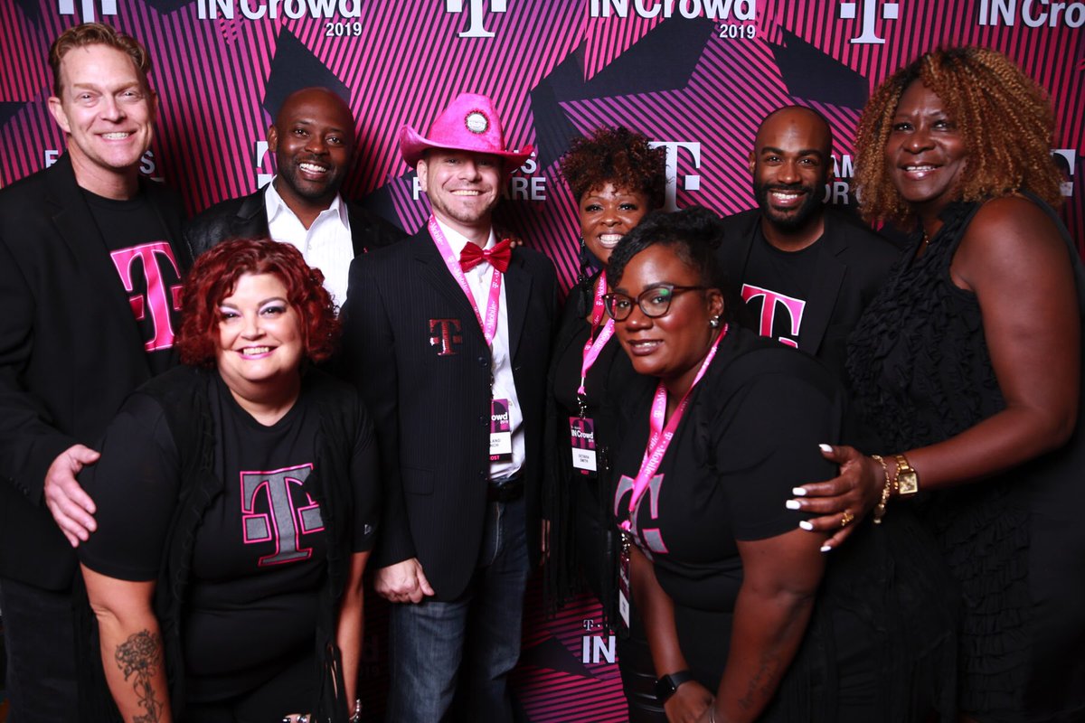 In Crowd 2019 Charleston Heat 🔥@RolandFinch7 <a href="/ahjacksonville/">Alicia Hayes</a> <a href="/J_MFree/">J. Mike</a> <a href="/m_wan4life/">Wanny Manasse</a> @OctaviaYSmith <a href="/spbourdages/">Stefanie Bourdages</a> <a href="/bodkin_chris/">Chris Bodkin</a>