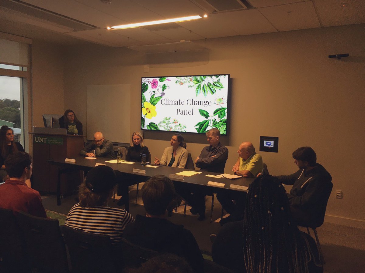 Big shoutout to the UNT professors who spoke at our Climate Change Forum tonight! With backgrounds in economics, human behavior, English, art, ecology, and philosophy, they delivered great insight on climate change policy and education. 🌱