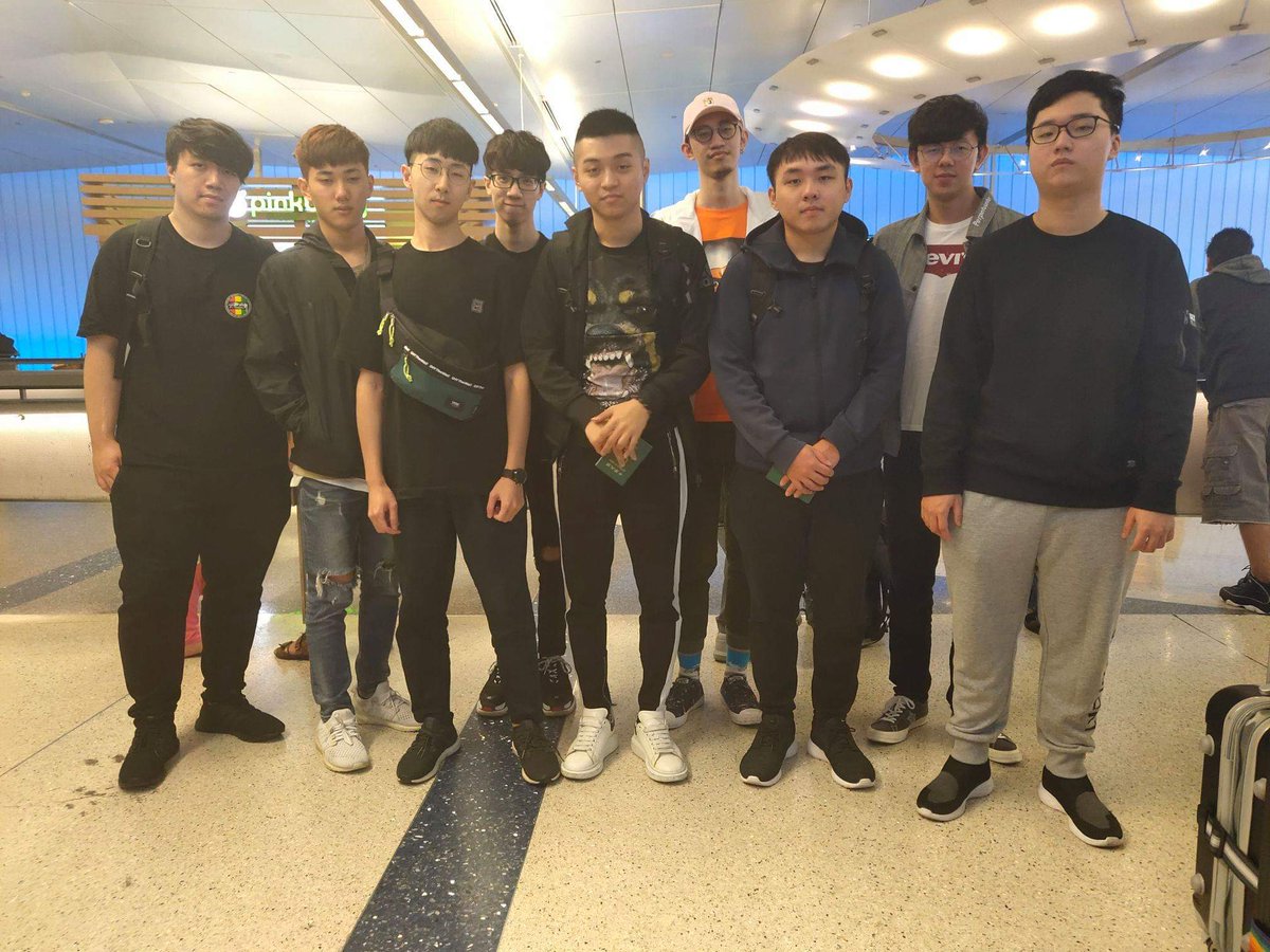 We're here LA!
Just arrived our hotel and gotta get a good sleep  😪
See you at the OWWC!

#TW1LIGHTFORMOSA
#OWWC19