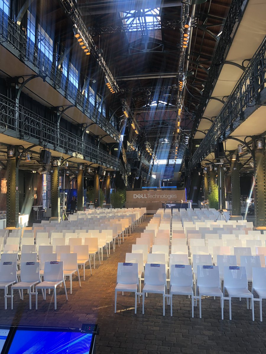 MountainChanger's tweet photo. #DellTechForum In Hamburg... wir freuen uns auf einen interessanten und spannenden Tag! https://t.co/lwAIJY9GjT