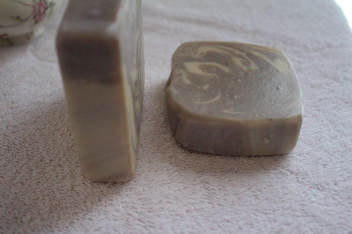 libertysoap's tweet photo. Lavender Goat's Milk Soap, Handcrafted Soap, Lightly Scented Soap, Floral Soap, Natural Soap, Cold Processed Soap, Flower Soap, Aromatherapy https://t.co/n1s5plDuXm #coldprocesssoap #Etsy #skincare #LibertyBathAndBody #allnatural #Aromatherapy https://t.co/LVEDI3hP5E