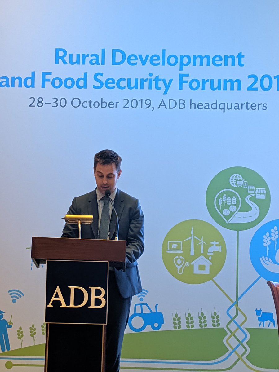 carolynflorey's tweet photo. Publications launch @irri @IFPRI @ADB_HQ @Mercasa_mercas on "Climate smart practices for intensive rice-based systems in #Bangladesh #Cambodia #Nepal " @ollyfrith #RDFS2019 https://t.co/cRZesW1Z36