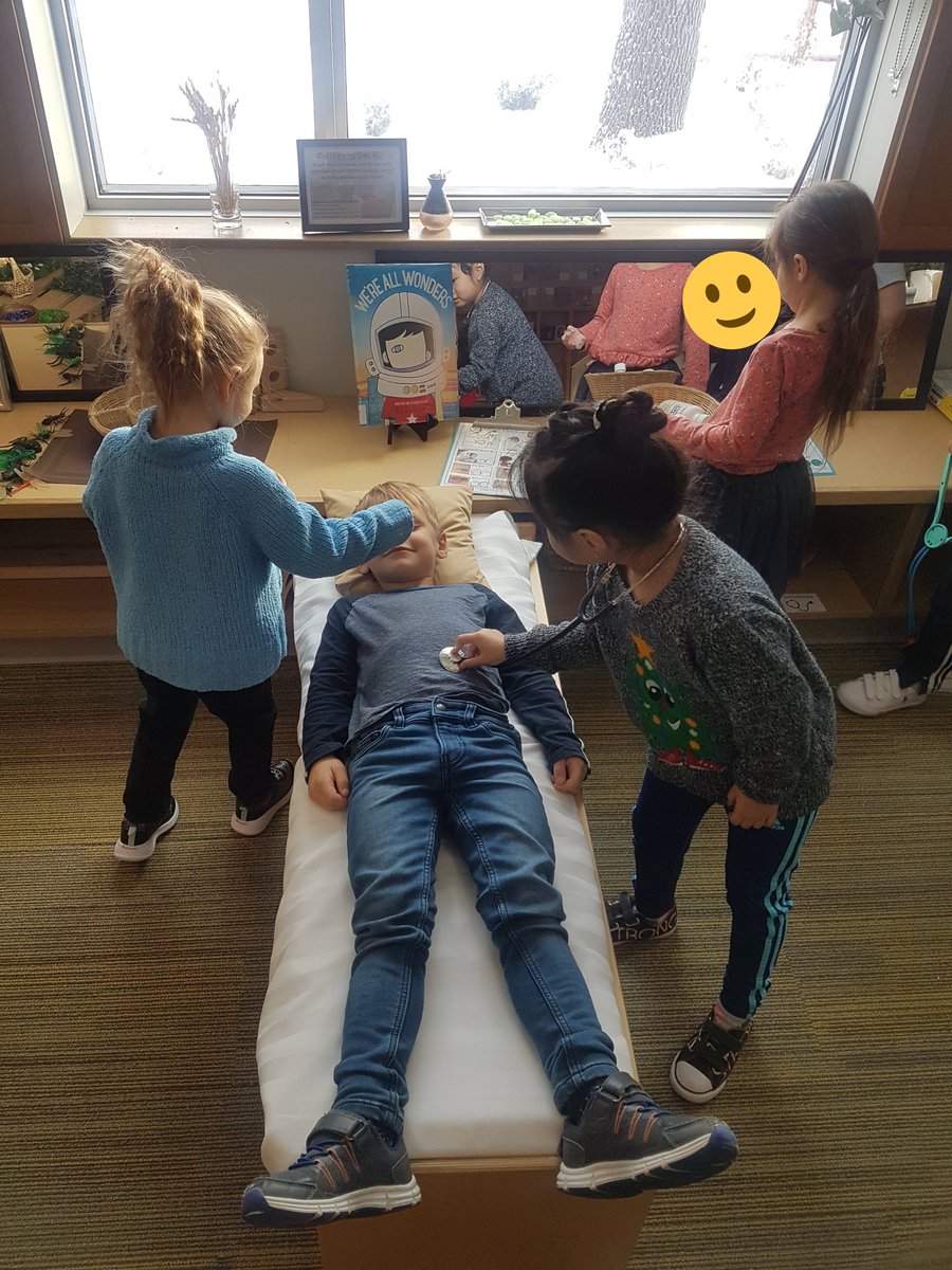 Becka118's tweet photo. Watching our morning Pre-K Leaders explore the new doctor dramatic play center today has been amazing! Looks like the project will move forward!
@Connaughtcomets 
#prekleaders #playbasedlearning #dramaticplay #projectbasedlearning https://t.co/htXYKaSvjw