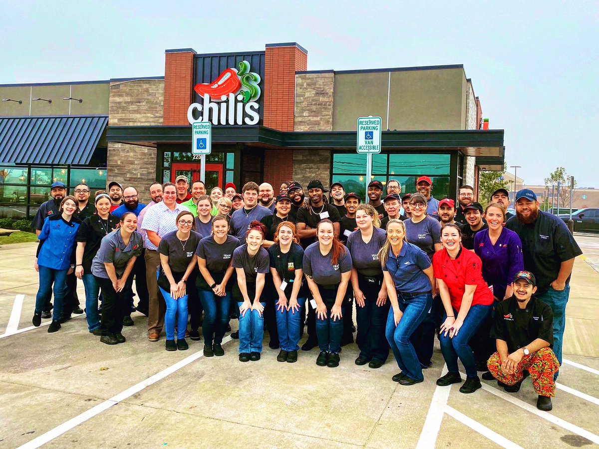 Well, it’s not just a state. It’s a whole state of mind. It’s a Texas thing.
Happy opening day from Chili’s Midlothian❗️🌶♥️

#ChilisGrow #ChilisLove #TrainerLove