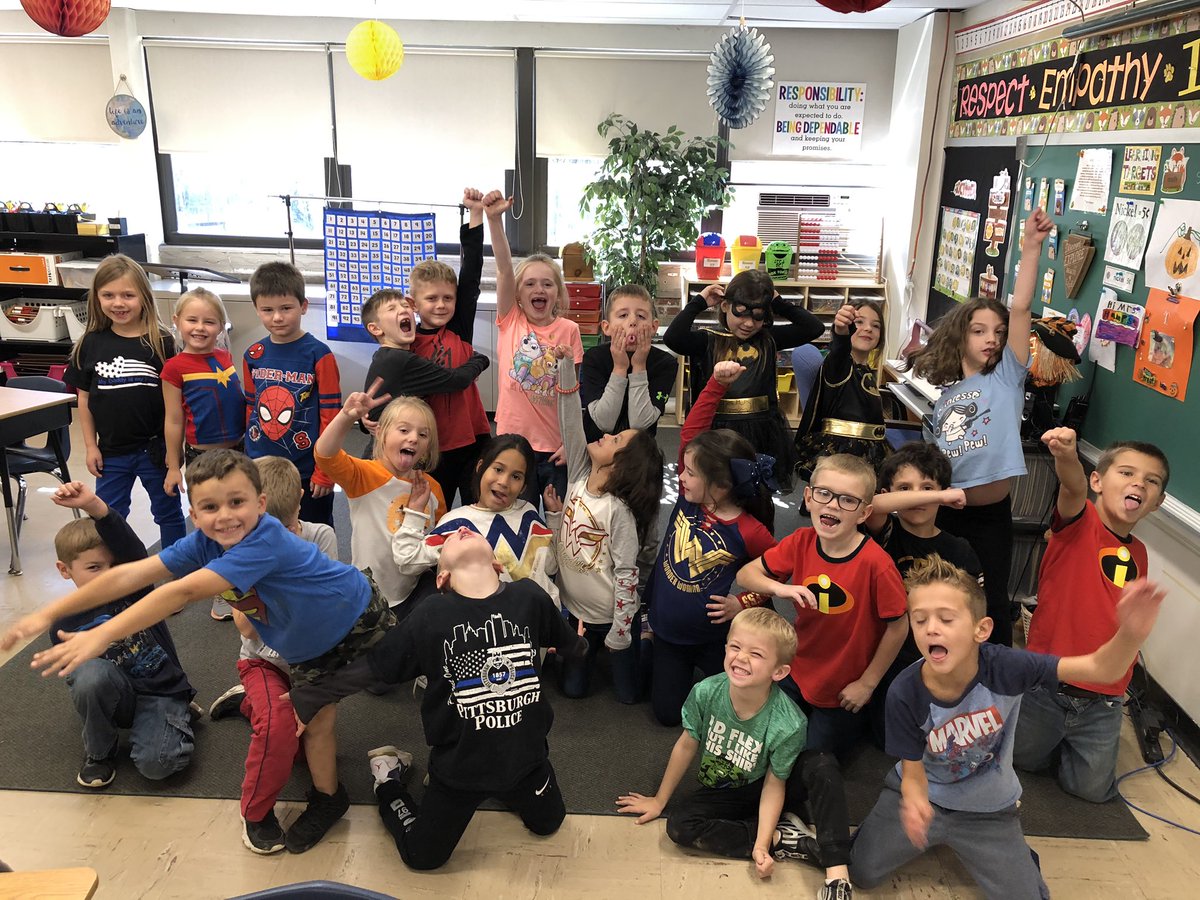 MrsHampsay's tweet photo. 💥 Super Hero Day at Gill Hall for Red Ribbon Week! 💥 #WErTJ #GillHallElem #firstgrade #superstudents https://t.co/hSe3j60Cmu