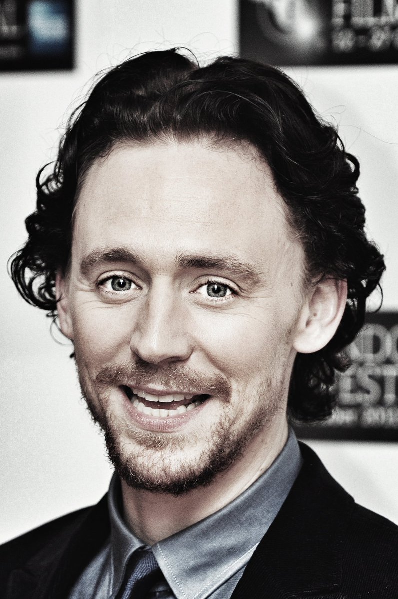 TomTheNextLevel's tweet photo. #TomTuesday #ThomasTuesday #TomHiddleston #RavenTom #MyEdits https://t.co/2jSjMzaK5s