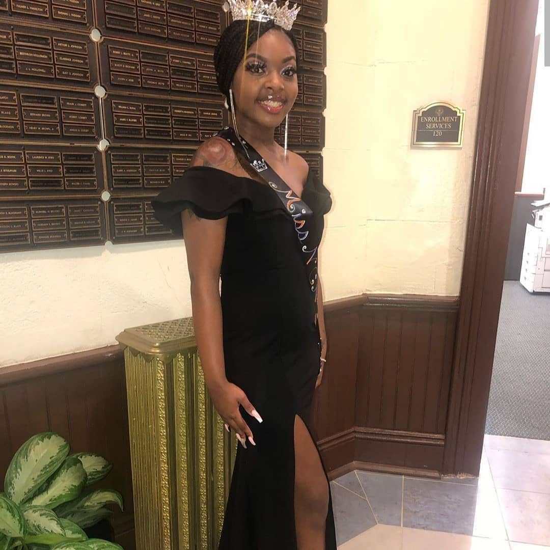 JCSUNCNW's tweet photo. Our 2019 - 2020 Miss NCNW, Sameerah Carey, making her appearance at the Coronation of the 2019 - 2020 Mister & Miss Johnson C. Smith University this past Thursday.💛🐂💙👑💜🧡 #JCSU #JCSUHC19 #Smithville #HBCUROYALTY #TheCircleOfRoyalty #NCNW #ncnwmakesqueens https://t.co/XCKaaAic4Y