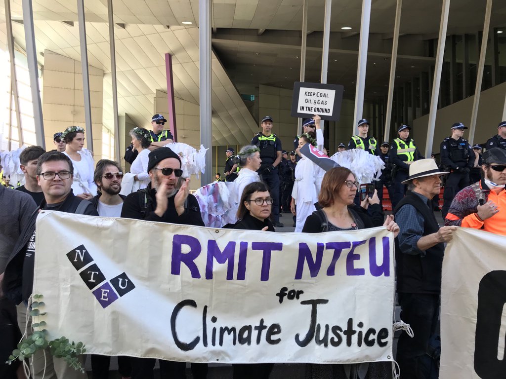 leerhiannon's tweet image. Highlight of  #blockadeIMARC today was hearing from communities battling mining companies - Northern Territory Aborigines, West Papuans, Chileans, West Sahara.