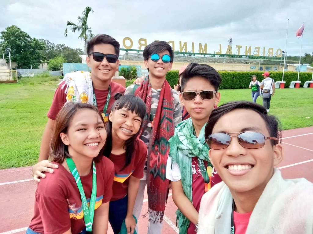 ianangeloo_'s tweet photo. These people are the manifestation of his great suffering, these are the broken pieces of Jesus Christ as he died on the cross to show his sacred love, and that love fuels my desires to continue this journey to holiness
#STARCON2019
#Holysiblings
#Holyfriendships
#Gelovexperience https://t.co/12WAlU49XU