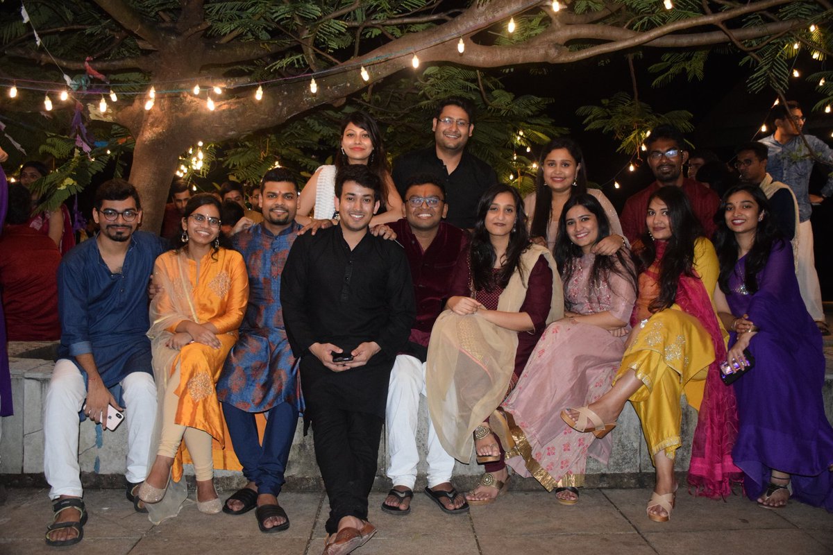 GIM_Sanquelim's tweet photo. Diwali, organised by RaZzMaTaZz was about "creating home, away from home". From the brightly lit up corridors to the colorful floors, and shining new clothes, everything just radiated a single message of positivity- LOVE!

#GIMkiDiwali #YaadonBhariDiwali
#LifeAtGIM #Diwali https://t.co/mcfXM5bxwG