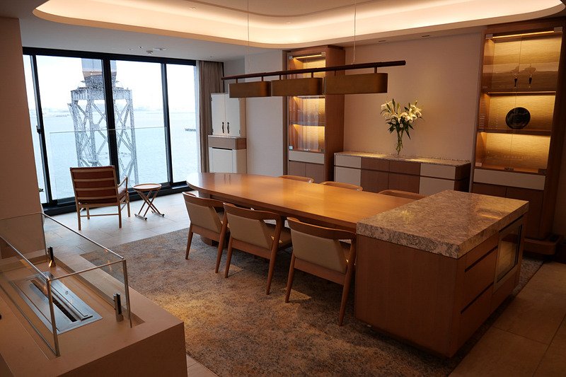 インター コンチネンタル 横浜 pier 8