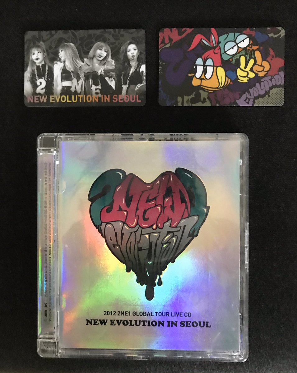 Got the New Evolution in Seoul Live CD with photocards as well.😍  #WeStandWithMinzy #MAMAVOTE #bompark, image size:955x1200