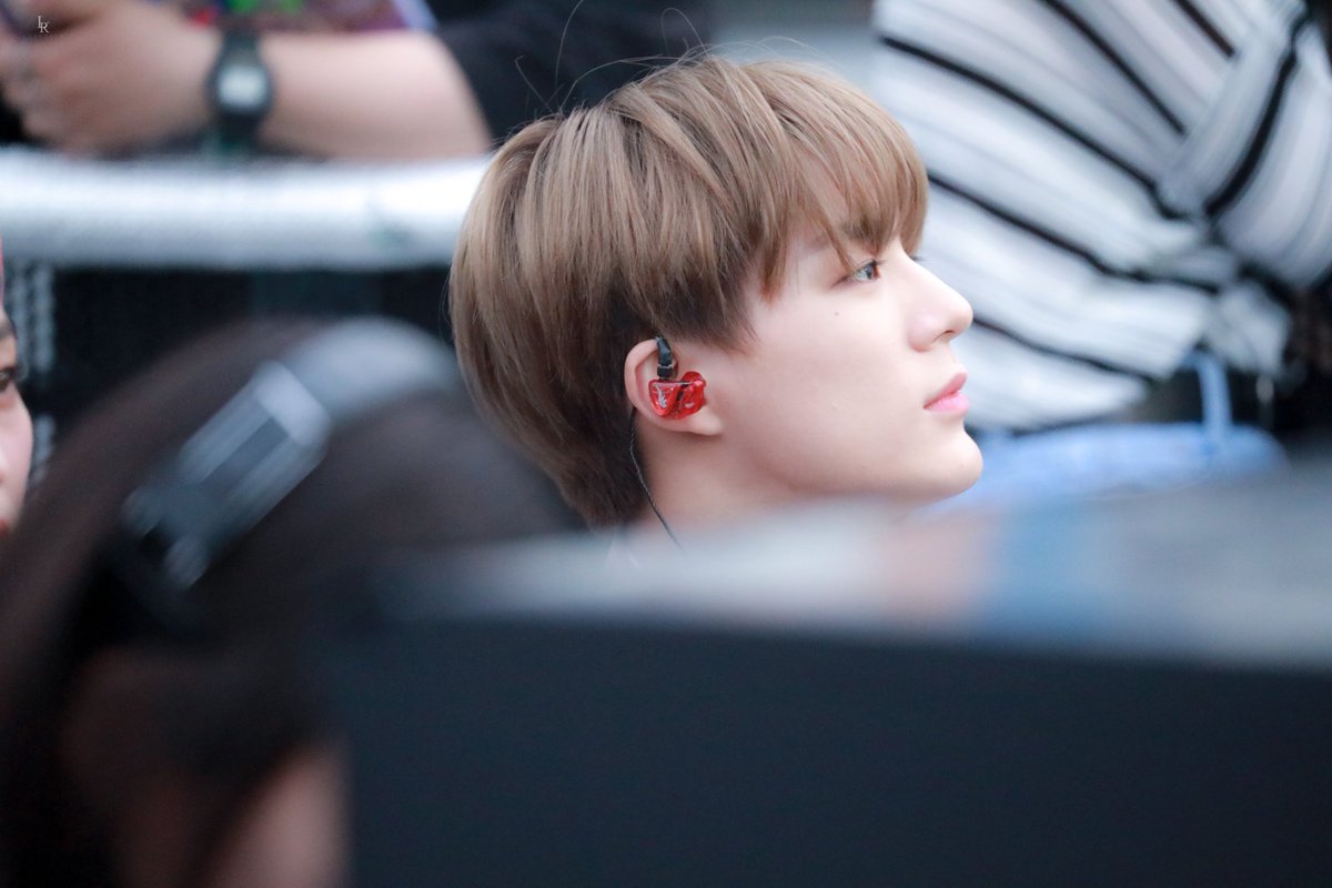 lime_rain0423's tweet photo. 191001 더쇼 
💓

#제노 #JENO #NCT #NCTDREAM https://t.co/6C2xfEOfro
