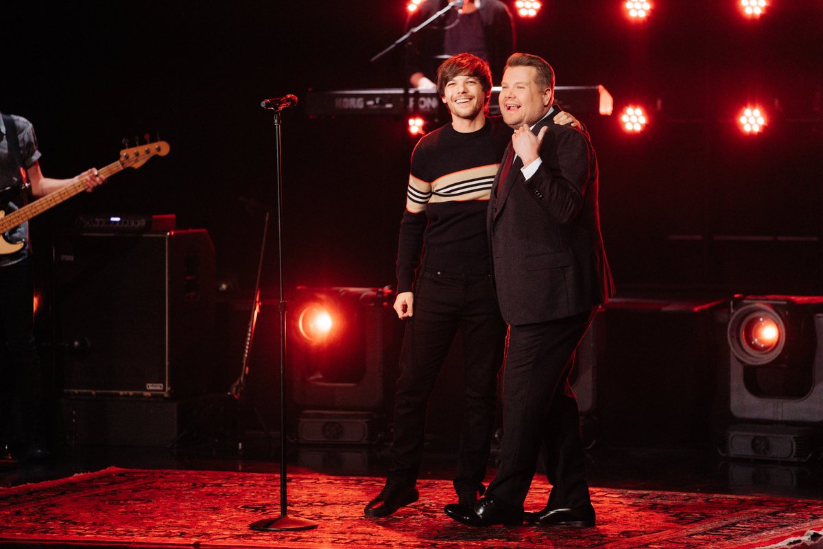 latelateshow's tweet photo. a @Louis_Tomlinson appreciation post because we deserve this. https://t.co/wLXZDIrg0j