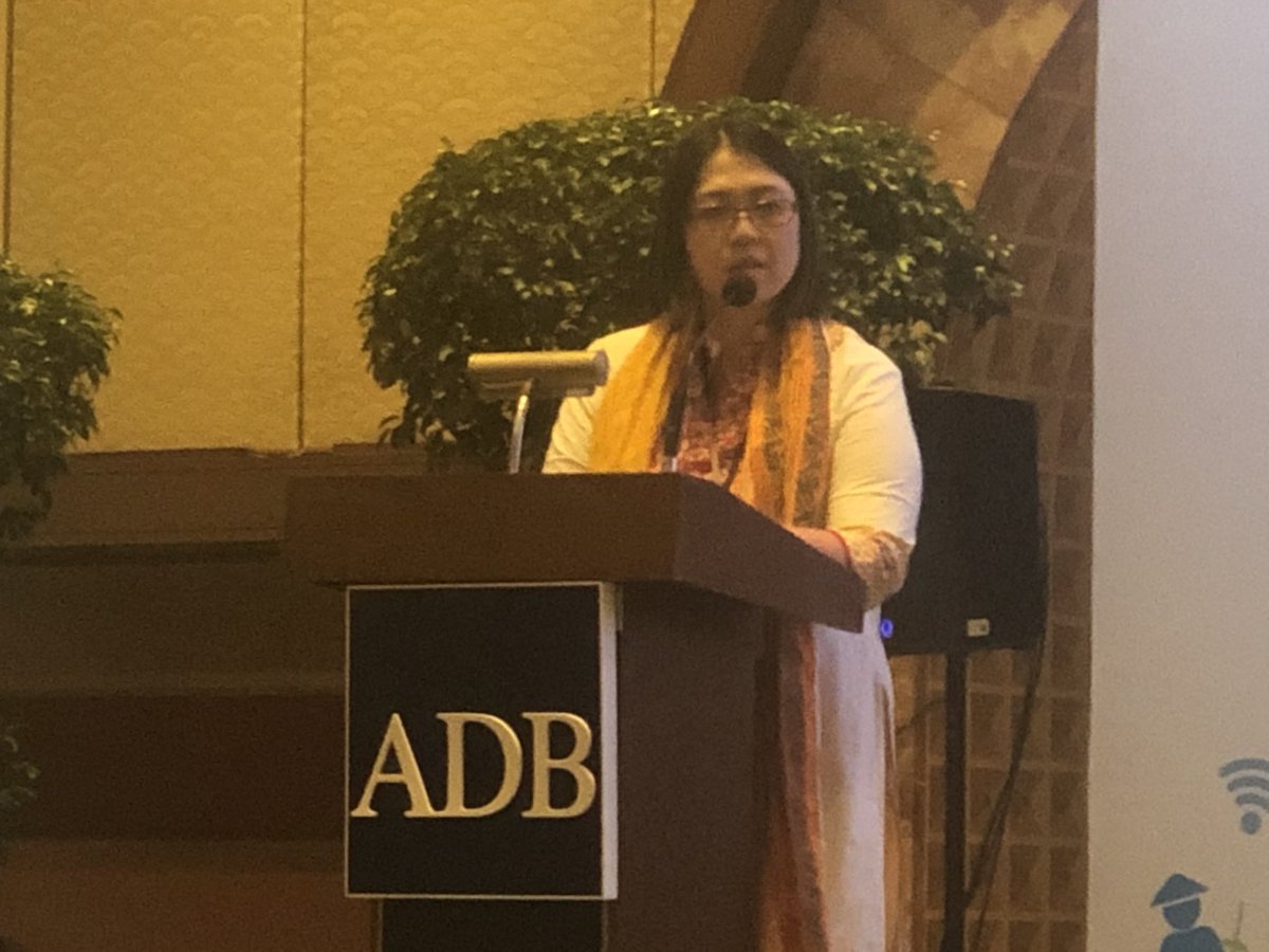 ollyfrith's tweet photo. Mio Oka @ADB_HQ explains at #RDFS2019 that by 2050 South Asia will need to increase food production by 100%, while using 30% less water! ADB’s South Asia Department addresses this challenge through investments in Water, Rural Roads and Agri-Business. https://t.co/NdOt2aDngu