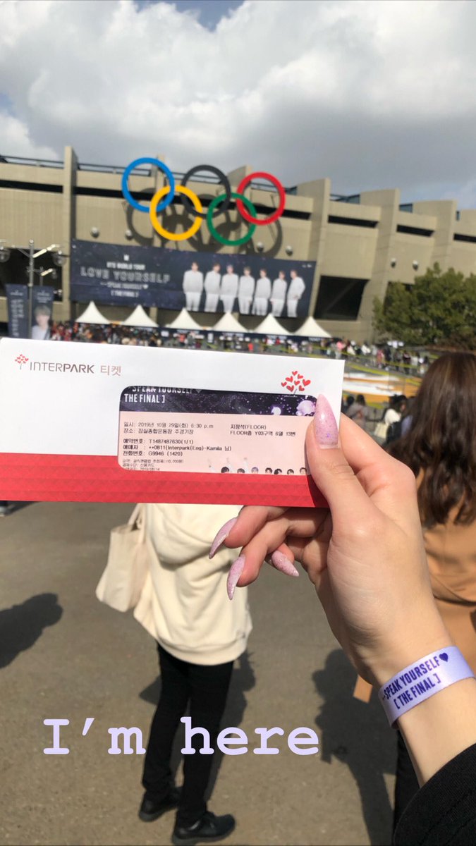 kambrxq's tweet photo. I’m here #BTSSPEAKYOURSELFTOURFINAL #bts #SPEAKYOURSELFTHEFINAL https://t.co/cg4OwvX4QR