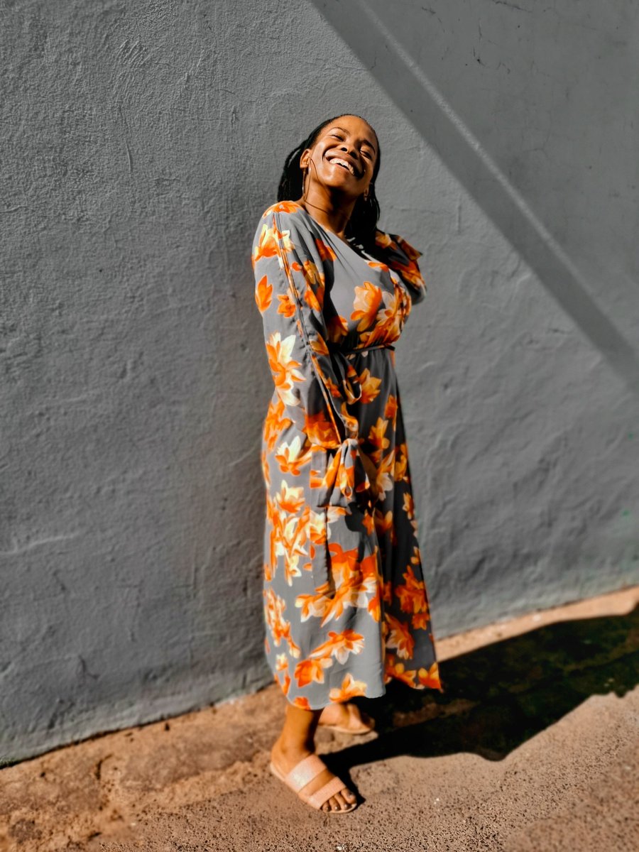 uMambulazi's tweet photo. Pretty flower, get ready to bloom 🍂🍁🏵️ https://t.co/YBZ7JJoFoG