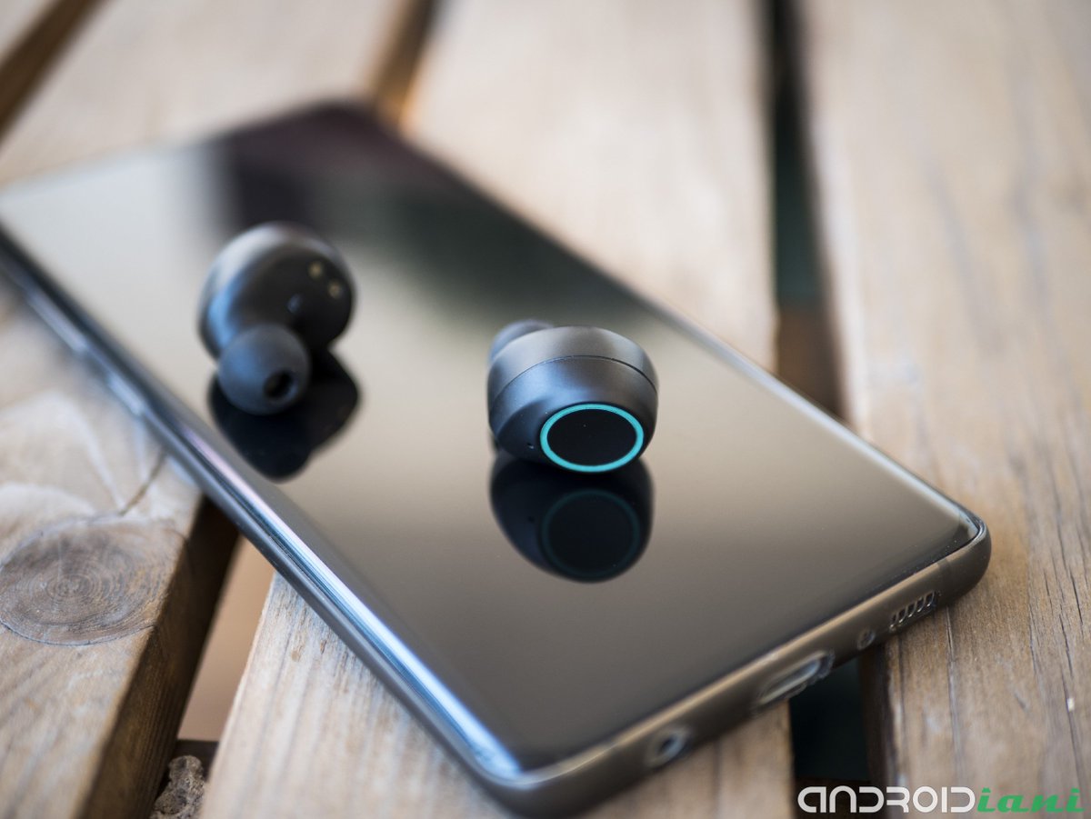 AxloieOfficial's tweet photo. Axloie Attitude: la recensione degli auricolari TWS

Read more https://t.co/ymFUVrbseD
#review #axloie #italy #tech #gadgets #tws #earbuds https://t.co/cyvRyn1dXn