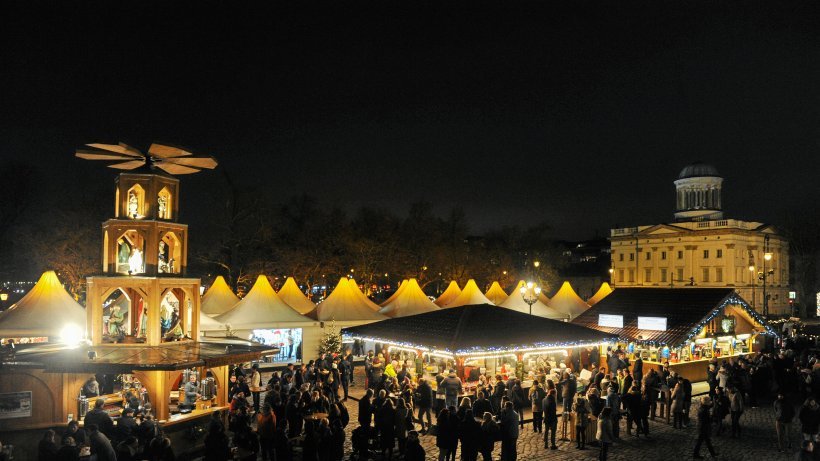 Bezirksamt #Charlottenburg-#Wilmersdorf gibt grünes Licht für den #Weihnachtsmarkt am Schloss #Charlottenburg: morgenpost.de/227501121