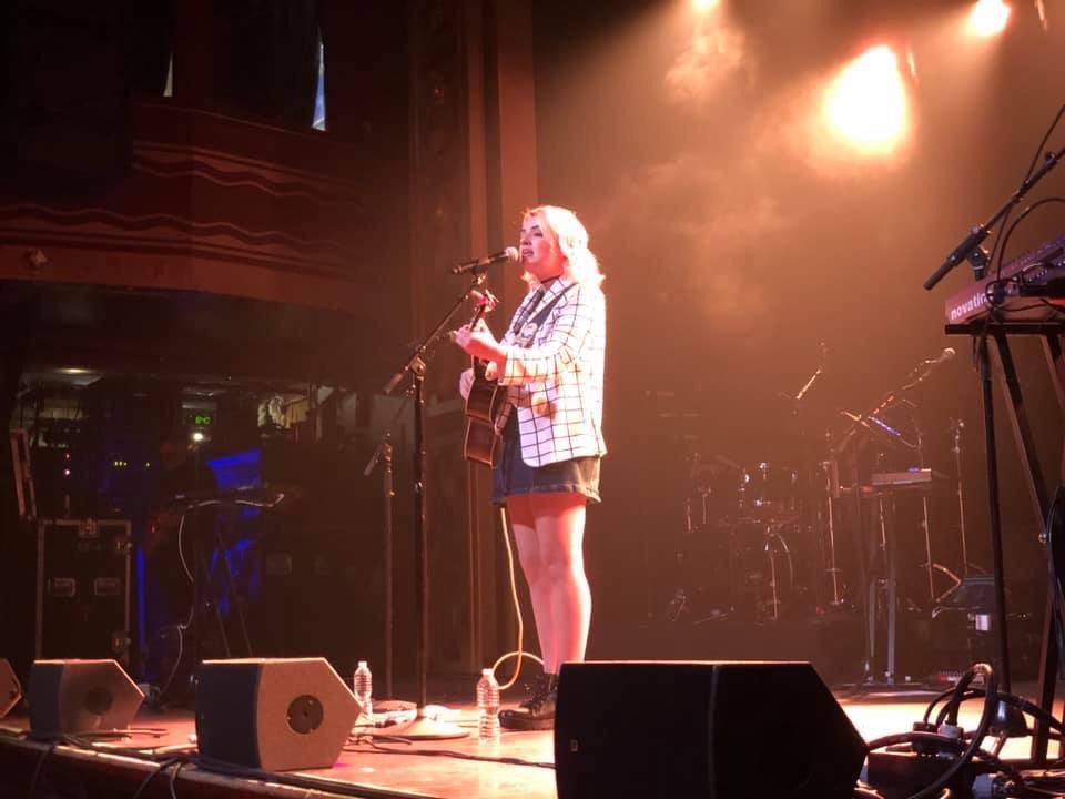 ItsDanielleT's tweet photo. .@MaddiePoppe performing at #TheDramaticTour, NYC night 1! [10.28.19] https://t.co/B4Ikw3LaTl
