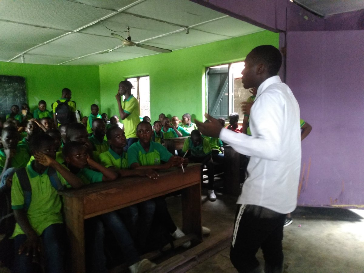 favourwest5's tweet photo. So on Friday last week I had the opportunity of talking to over three hundred students about the relevance of technology in education and how they could embrace the tech trend now,it was a wonderful experience and hope to continue doing this. #TATSPH #TATSDAY1 #Teamwestly #Peace https://t.co/xbiOZzj6Gm