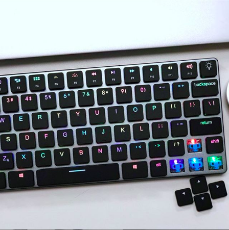 NeoLavish's tweet photo. This is something that you will surely love to have in your home office. Follow @NeoLavish on Instagram for more tech-related photos! https://t.co/v0hK9CyfSC