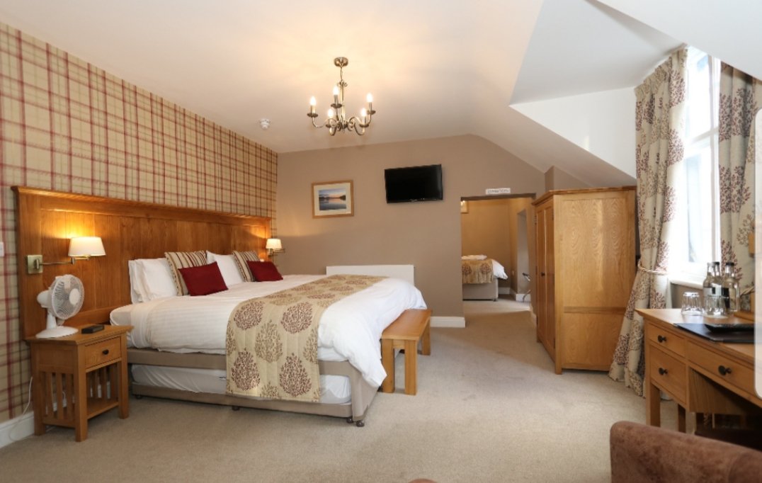 plasyndre's tweet photo. BOOK A SUNDAY NIGHT STAY THROUGHOUT NOVEMBER AND GET A FREE SUNDAY ROAST 

T&amp;Cs apply

To book call us on 01678 521256 or click on link below and quote FACEBOOK

https://t.co/ioATocZdro

#getaway #November #SundayRoast #bedandbreakfast #NorthWales #offers https://t.co/J8Pgzc84Es