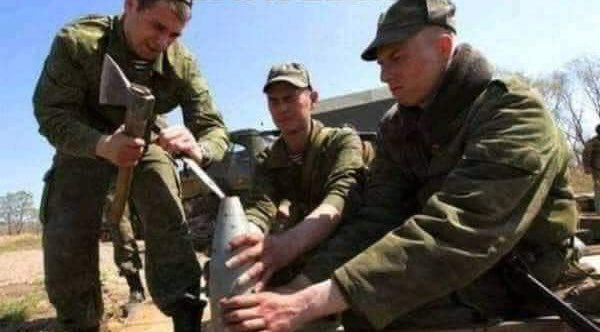 MalwareJake's tweet image. Updating passwords by using a hex editor on NTDS.DIT on the domain controller...