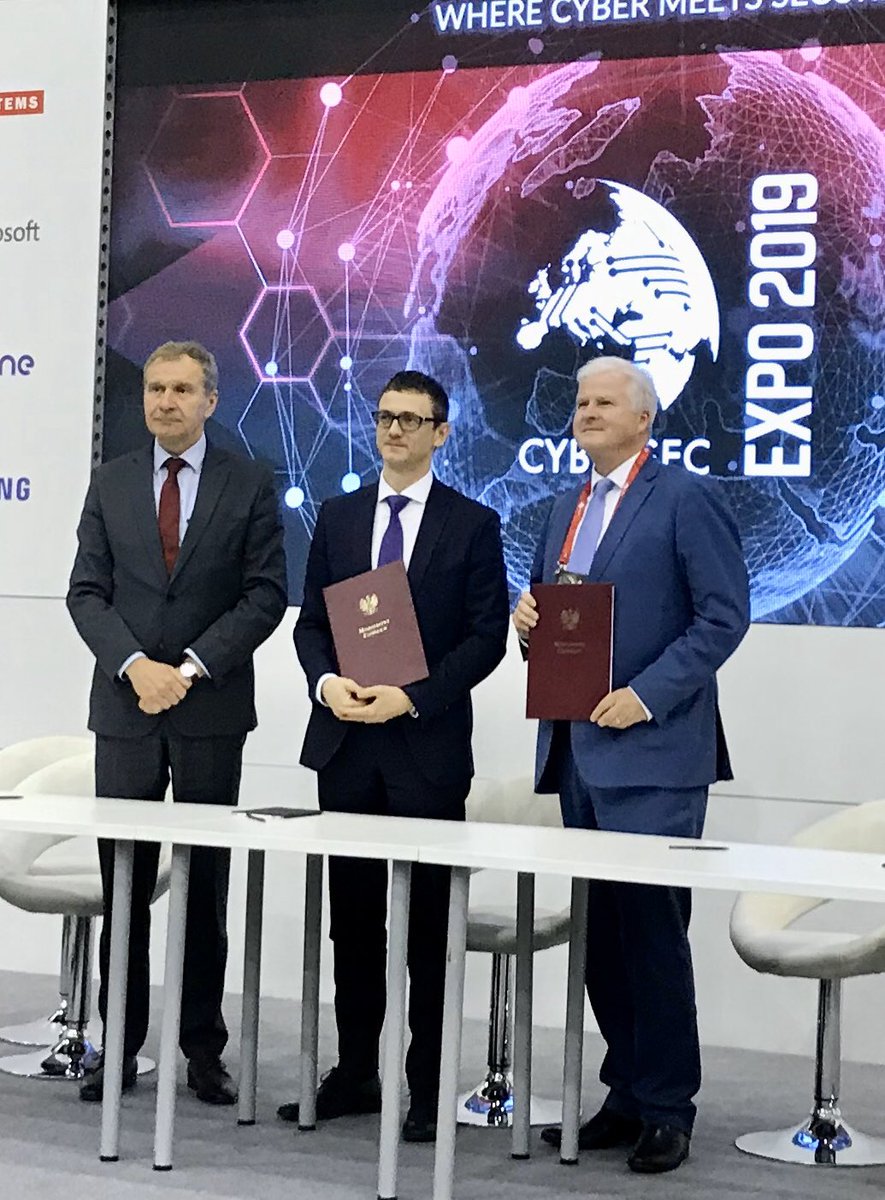 daniel_larss's tweet photo. Signing of important agreement between Polish government @MC_GOV_PL and telecom vendors, among other Swedish @ericsson, on cooperation within #cybersecurity including #5G Ideal example on business-government cooperation in Poland @AmbSzweWarszawa https://t.co/L3HXUvWKm0