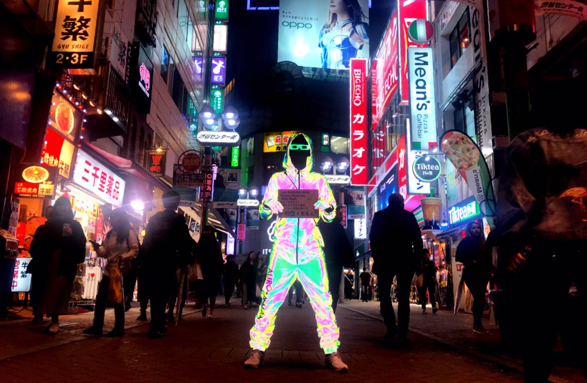 今年のハロウィン。渋谷センター街でこんな写真が撮影できるくらい人が 